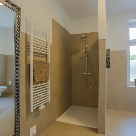 Stadtapartment Lägenhet Waren (Mueritz)